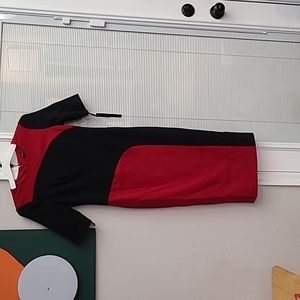 Very petty black and red dress